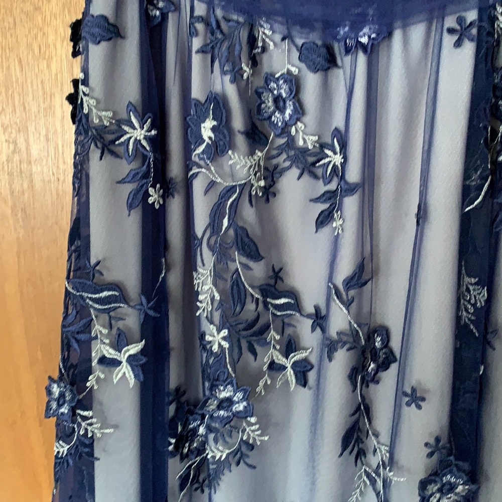Carmen Mark Valo mother of the bride dress. - Picture 4 of 5